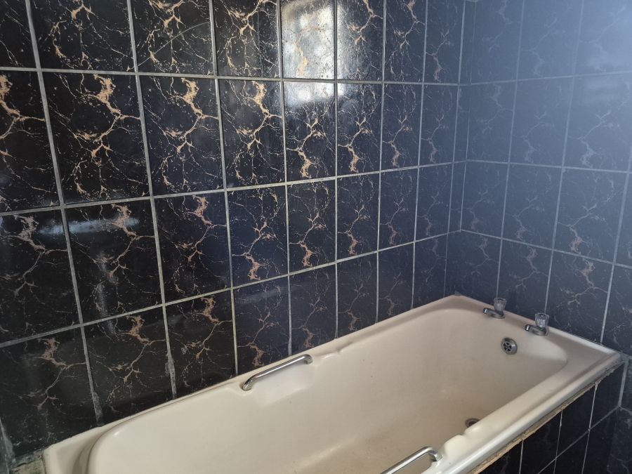 3 Bedroom Property for Sale in Panorama Gardens KwaZulu-Natal