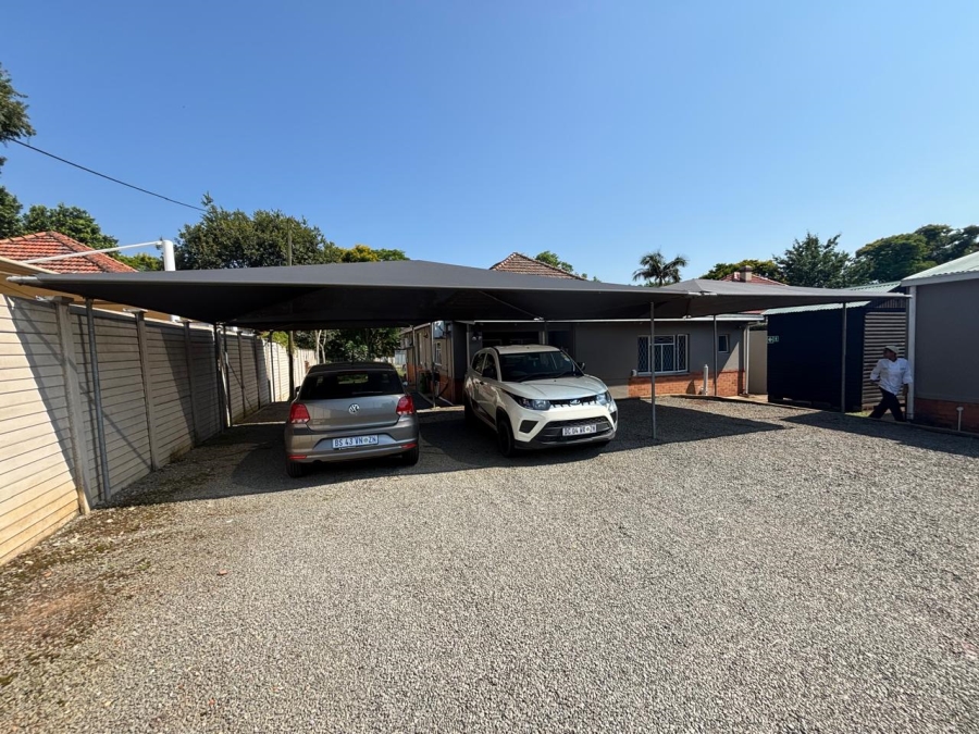 Commercial Property for Sale in Scottsville KwaZulu-Natal