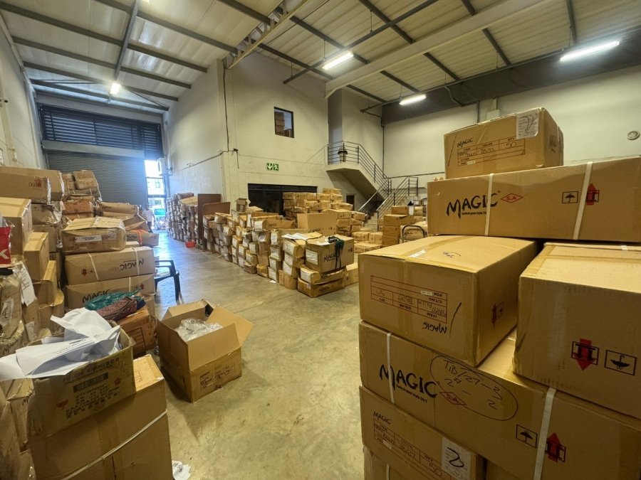 To Let commercial Property for Rent in Umhlanga Ridge KwaZulu-Natal