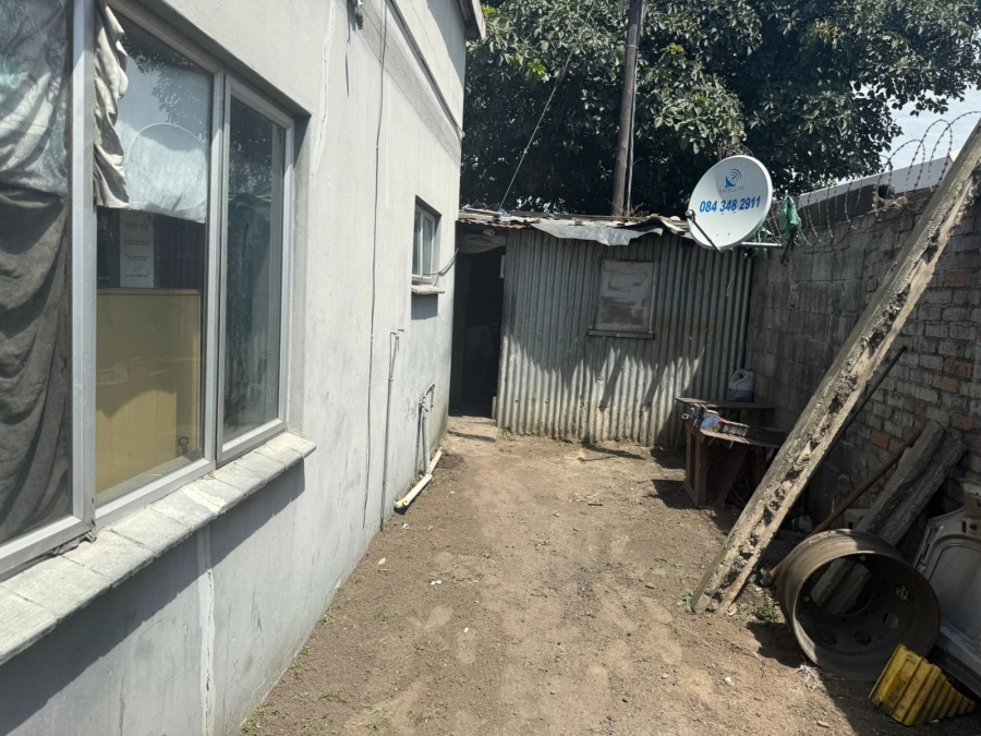 To Let commercial Property for Rent in Clairwood KwaZulu-Natal