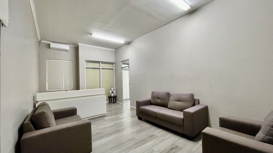 Commercial Property for Sale in Clarendon KwaZulu-Natal