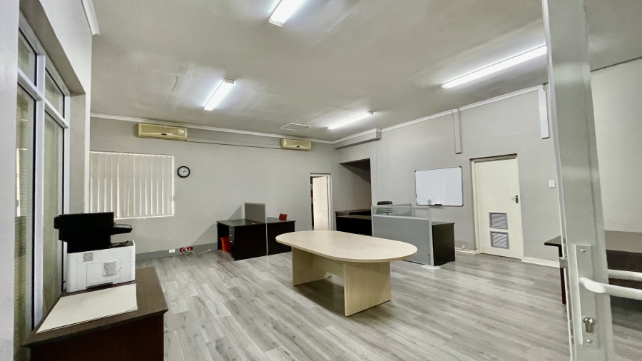 Commercial Property for Sale in Clarendon KwaZulu-Natal