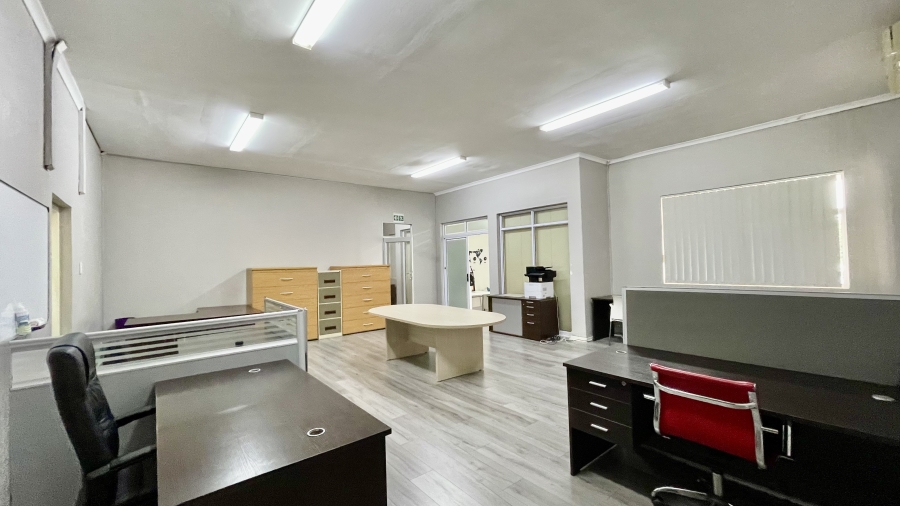 Commercial Property for Sale in Clarendon KwaZulu-Natal