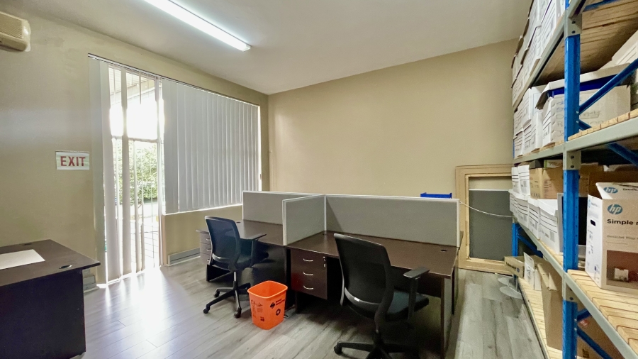 Commercial Property for Sale in Clarendon KwaZulu-Natal