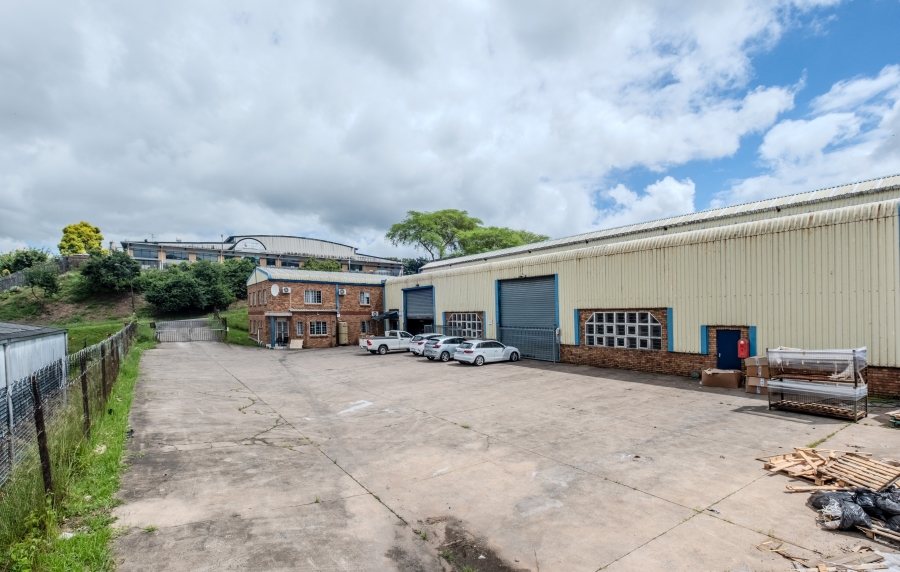 To Let commercial Property for Rent in Mahogany Ridge KwaZulu-Natal