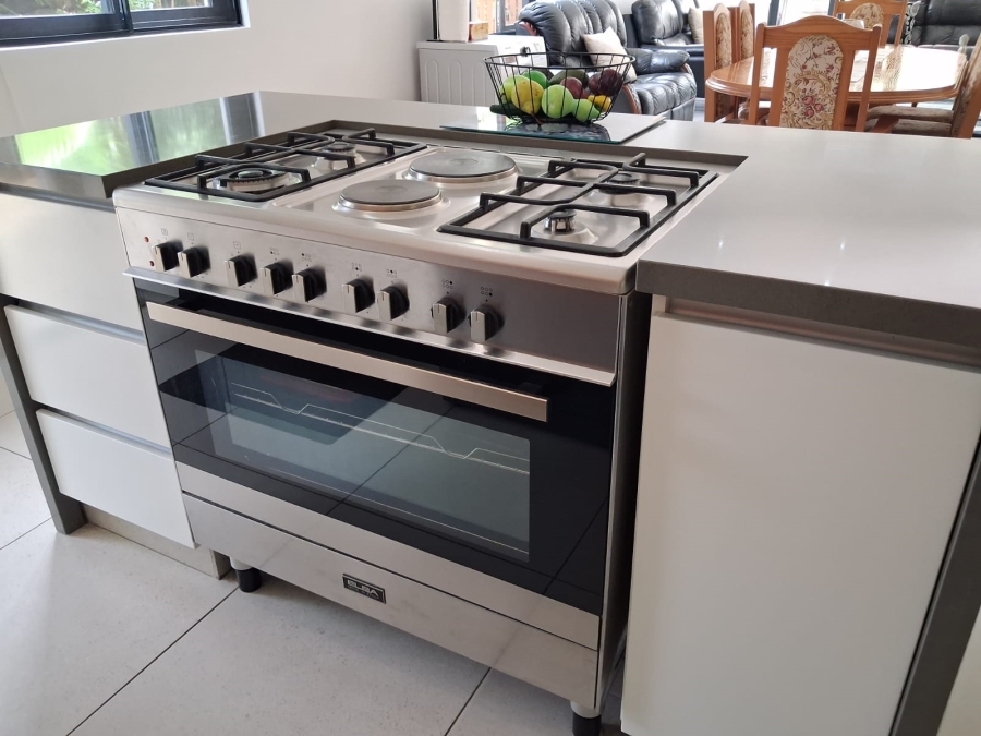 4 Bedroom Property for Sale in Palm Lakes Estate KwaZulu-Natal