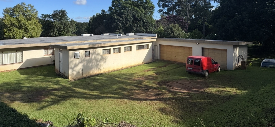 4 Bedroom Property for Sale in Kloof KwaZulu-Natal