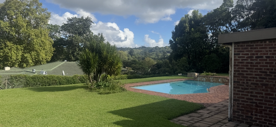 4 Bedroom Property for Sale in Kloof KwaZulu-Natal