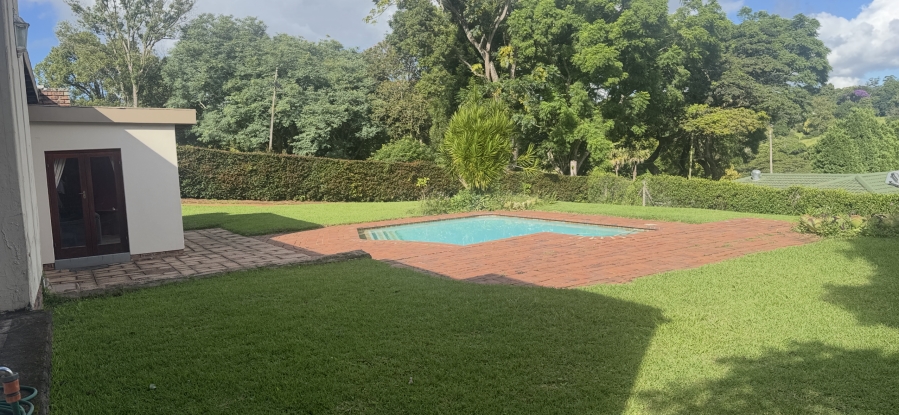 4 Bedroom Property for Sale in Kloof KwaZulu-Natal