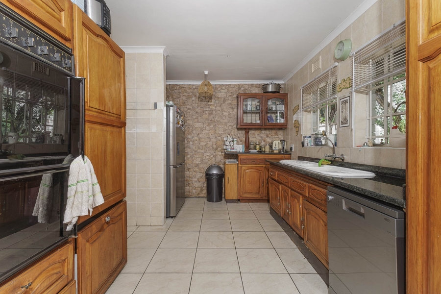 4 Bedroom Property for Sale in Dawncliffe KwaZulu-Natal