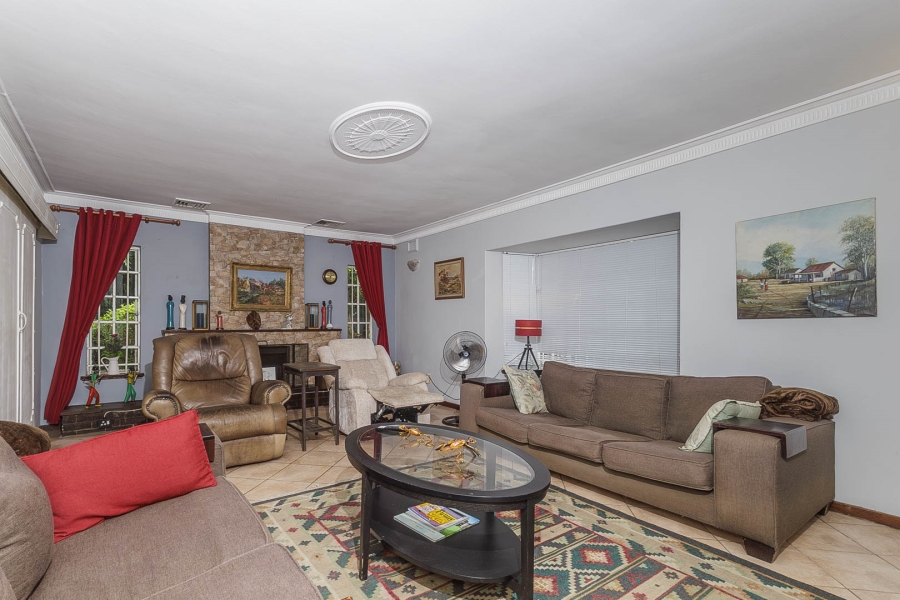 4 Bedroom Property for Sale in Dawncliffe KwaZulu-Natal