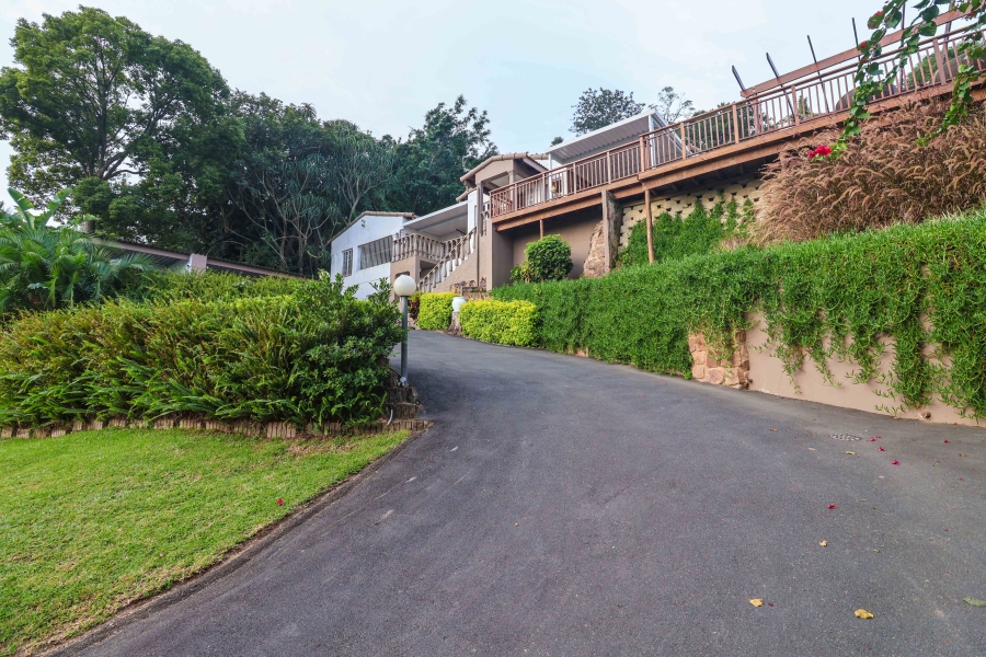 4 Bedroom Property for Sale in Cowies Hill KwaZulu-Natal