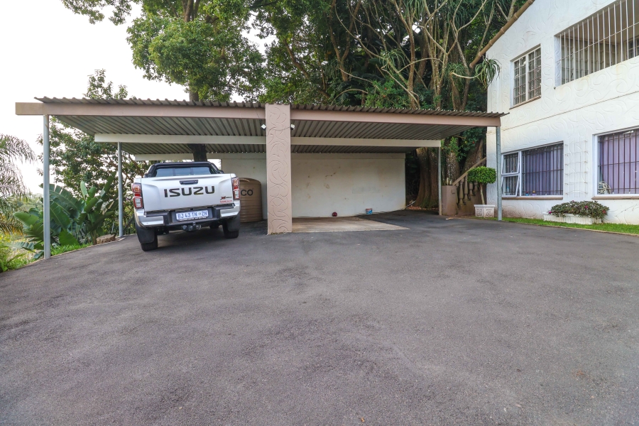 4 Bedroom Property for Sale in Cowies Hill KwaZulu-Natal