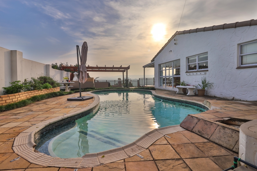 4 Bedroom Property for Sale in Cowies Hill KwaZulu-Natal