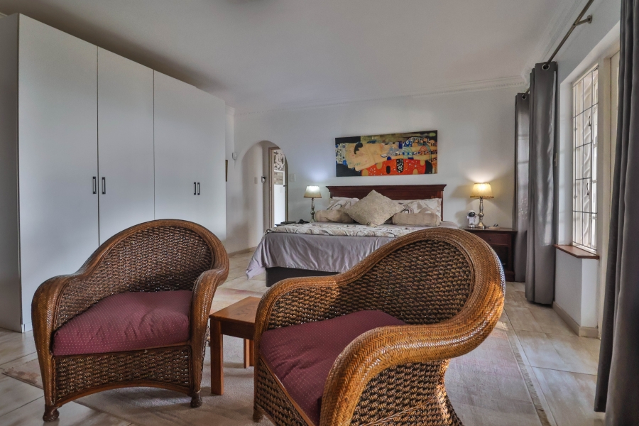 4 Bedroom Property for Sale in Cowies Hill KwaZulu-Natal