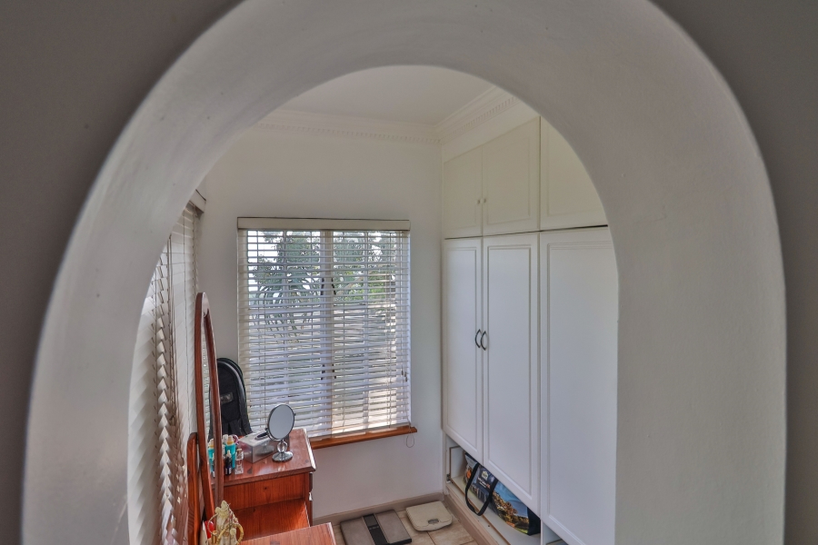 4 Bedroom Property for Sale in Cowies Hill KwaZulu-Natal