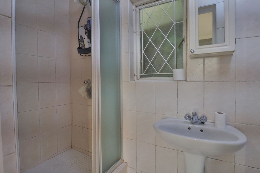 4 Bedroom Property for Sale in Cowies Hill KwaZulu-Natal