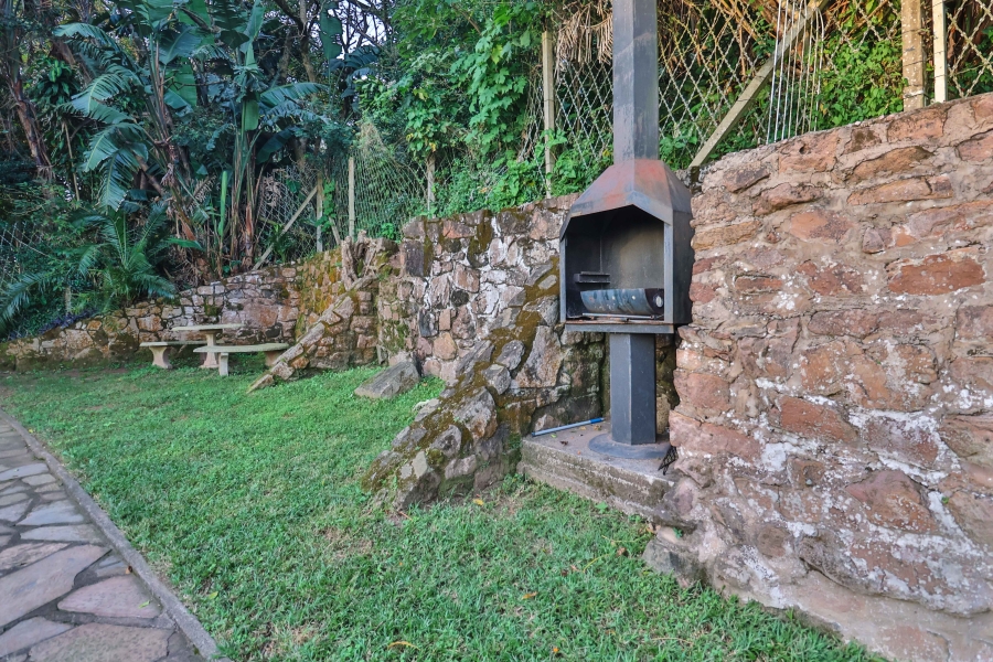 4 Bedroom Property for Sale in Cowies Hill KwaZulu-Natal