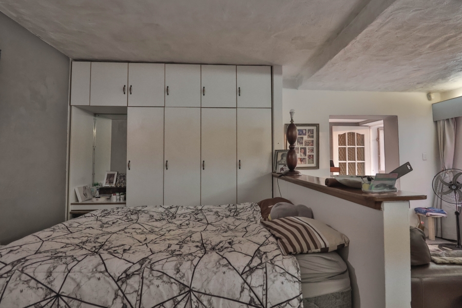 4 Bedroom Property for Sale in Cowies Hill KwaZulu-Natal