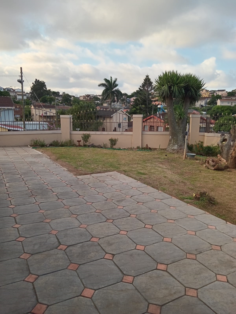 4 Bedroom Property for Sale in Shallcross KwaZulu-Natal