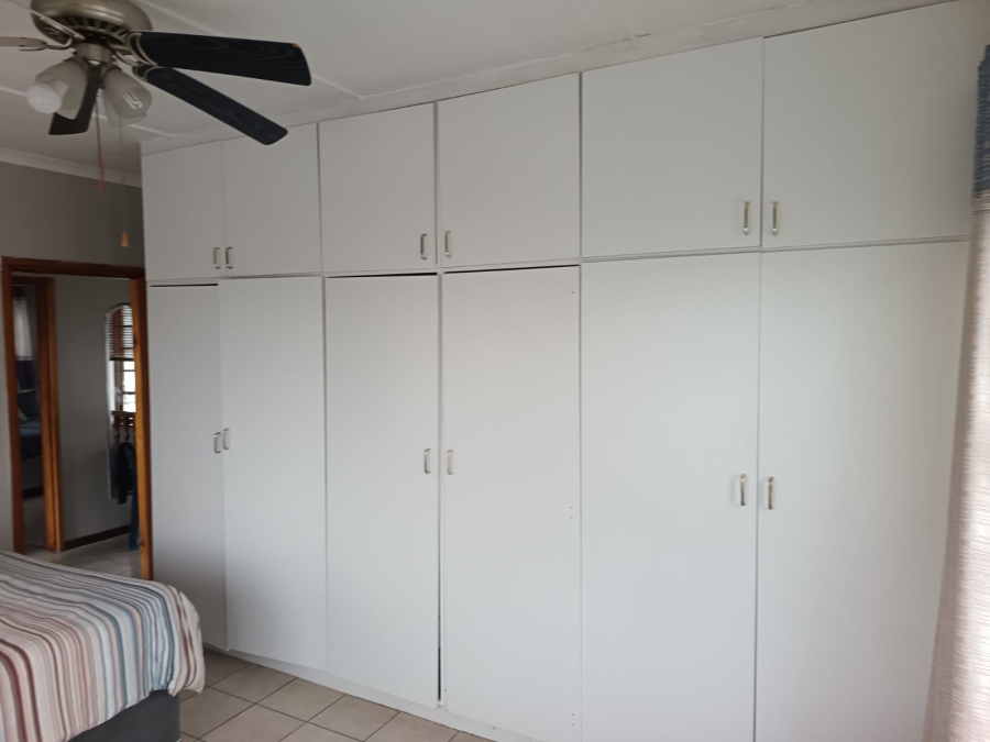 To Let 4 Bedroom Property for Rent in Sydenham KwaZulu-Natal