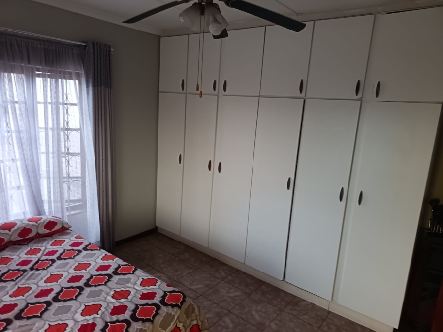 To Let 4 Bedroom Property for Rent in Sydenham KwaZulu-Natal