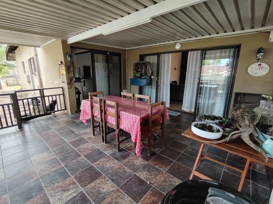 To Let 4 Bedroom Property for Rent in Sarnia KwaZulu-Natal