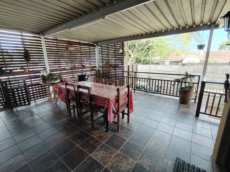 To Let 4 Bedroom Property for Rent in Sarnia KwaZulu-Natal