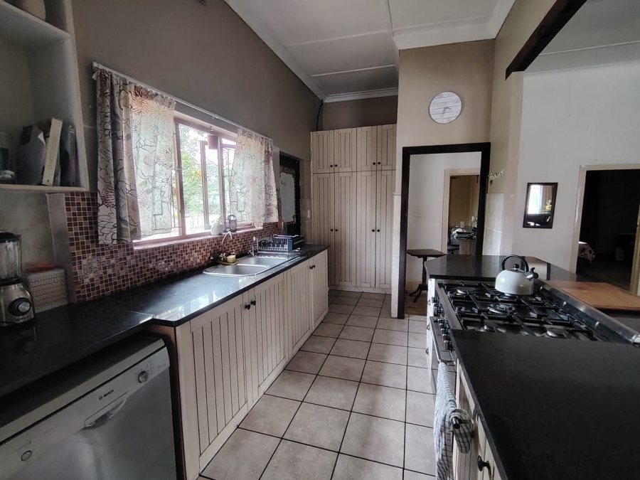 To Let 4 Bedroom Property for Rent in Sarnia KwaZulu-Natal