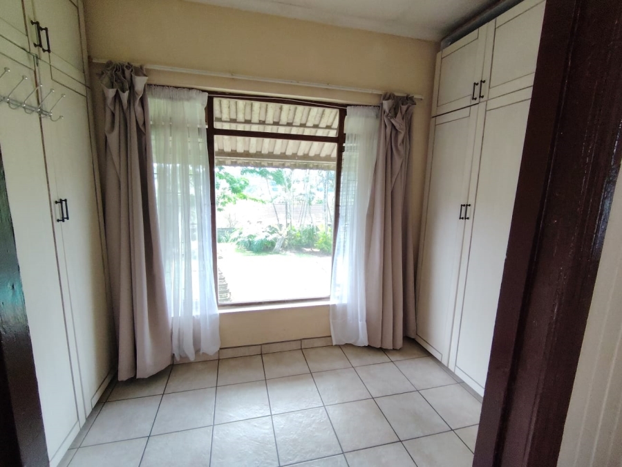 To Let 4 Bedroom Property for Rent in Sarnia KwaZulu-Natal