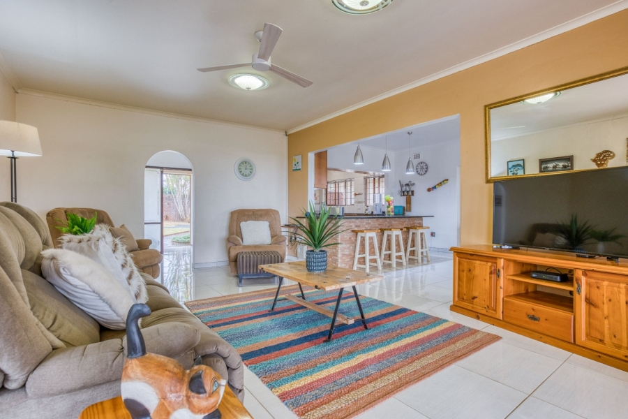 4 Bedroom Property for Sale in Woodside KwaZulu-Natal