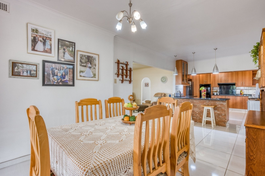 4 Bedroom Property for Sale in Woodside KwaZulu-Natal