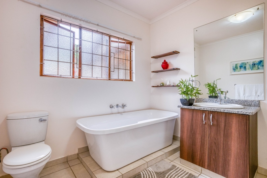 4 Bedroom Property for Sale in Woodside KwaZulu-Natal