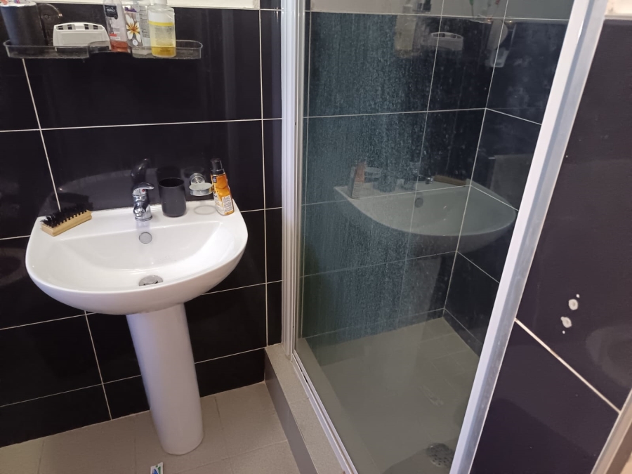 To Let 3 Bedroom Property for Rent in Westridge KwaZulu-Natal
