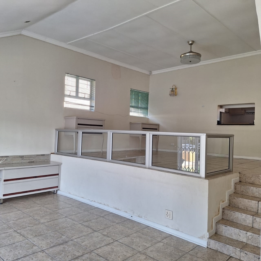To Let 4 Bedroom Property for Rent in Westville Central KwaZulu-Natal