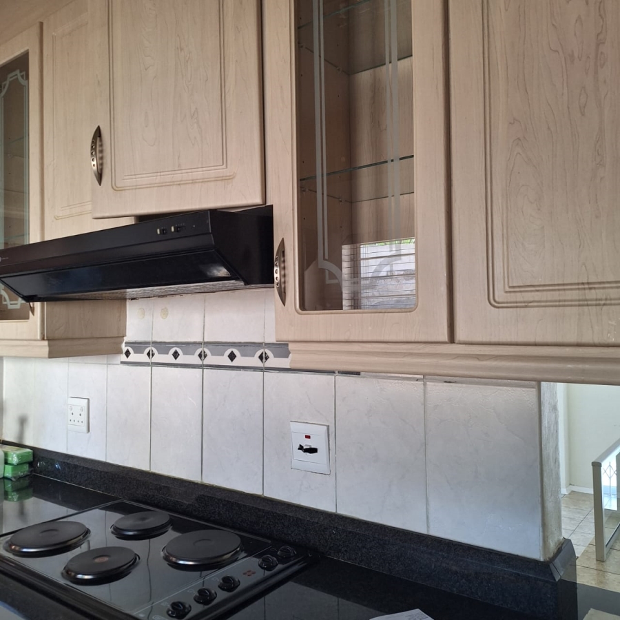 To Let 4 Bedroom Property for Rent in Westville Central KwaZulu-Natal