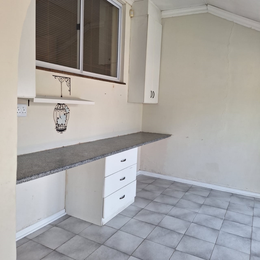 To Let 4 Bedroom Property for Rent in Westville Central KwaZulu-Natal