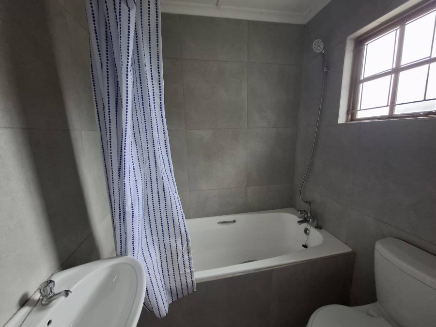 To Let 1 Bedroom Property for Rent in Manors KwaZulu-Natal