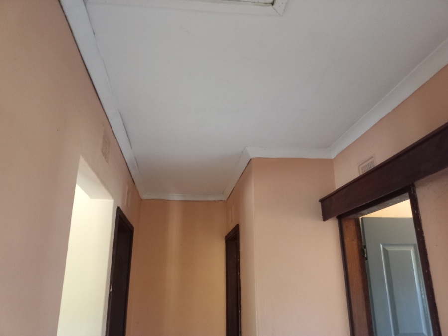 2 Bedroom Property for Sale in Umlazi Aa KwaZulu-Natal