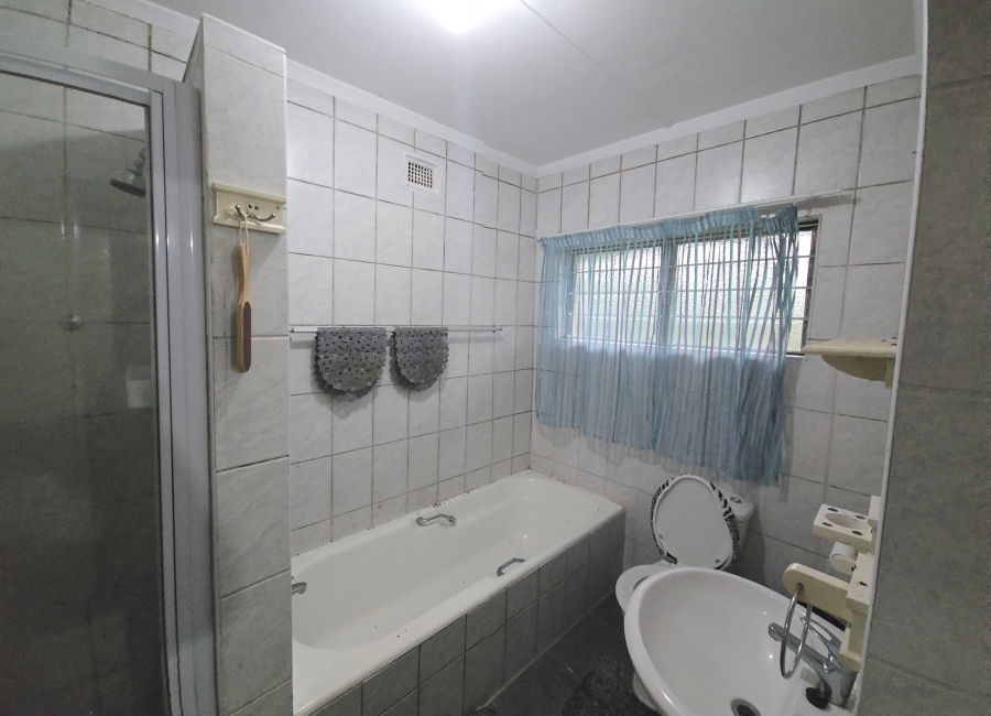 4 Bedroom Property for Sale in Carrington Heights KwaZulu-Natal