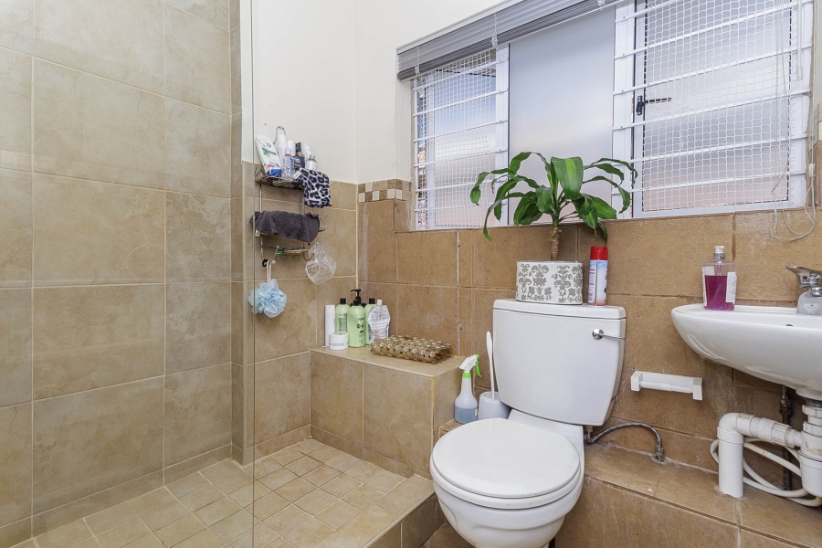 2 Bedroom Property for Sale in Hillcrest Central KwaZulu-Natal