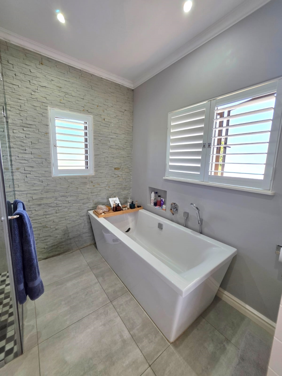 4 Bedroom Property for Sale in Acutts Estate KwaZulu-Natal