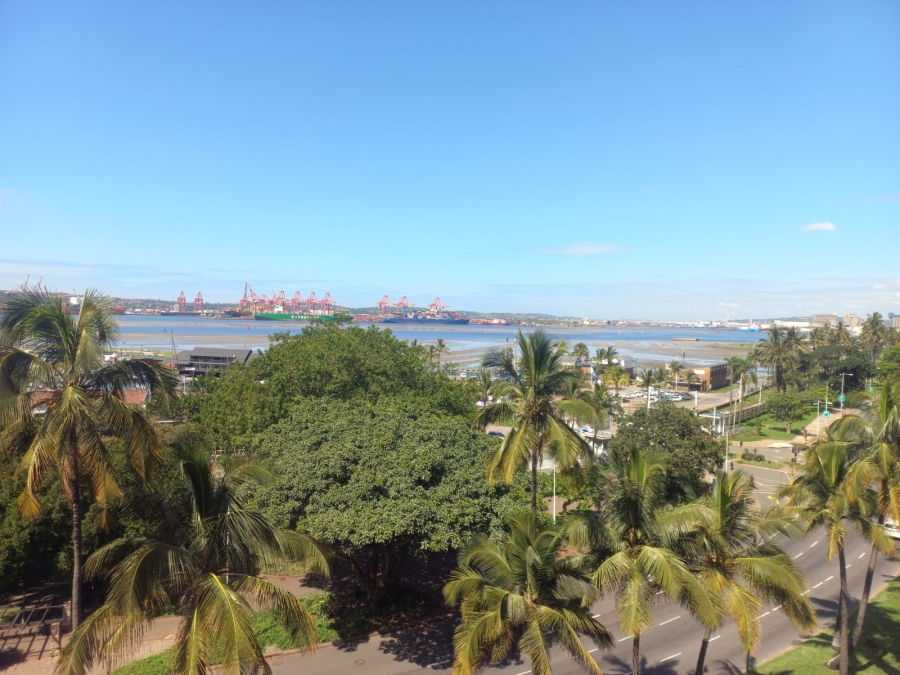 2 Bedroom Property for Sale in Esplanade KwaZulu-Natal