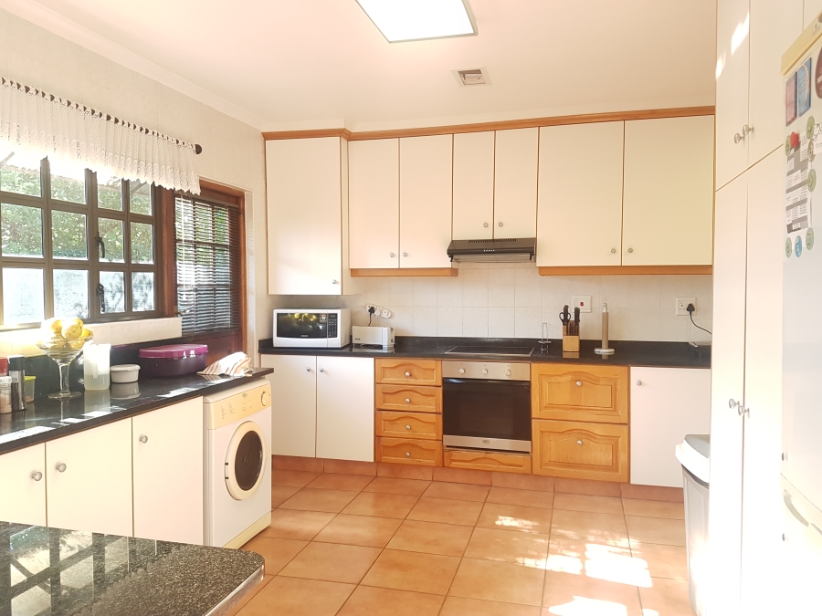 To Let 3 Bedroom Property for Rent in Gillitts KwaZulu-Natal