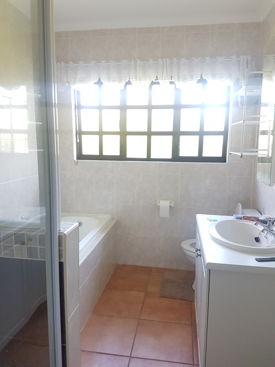 To Let 3 Bedroom Property for Rent in Gillitts KwaZulu-Natal