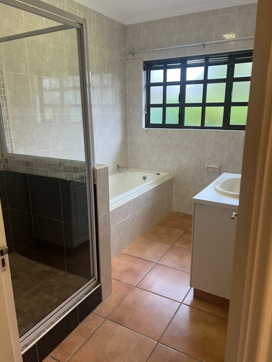 To Let 3 Bedroom Property for Rent in Gillitts KwaZulu-Natal