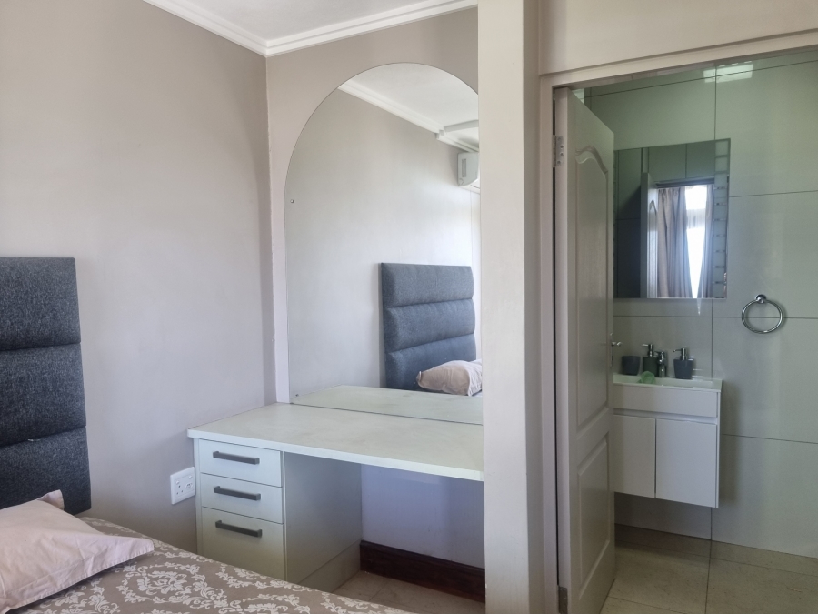 1 Bedroom Property for Sale in New Town Centre KwaZulu-Natal