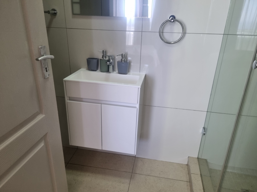 1 Bedroom Property for Sale in New Town Centre KwaZulu-Natal