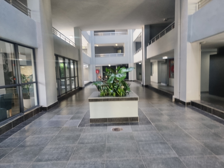 1 Bedroom Property for Sale in New Town Centre KwaZulu-Natal