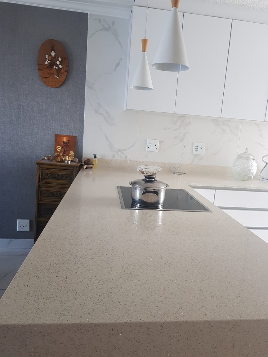 2 Bedroom Property for Sale in Esplanade KwaZulu-Natal